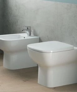 Sanitaires Adossés Au Mur Ideal Standard Avec évacuation Décalée Esedra Wc + Bidet + Siège Mince